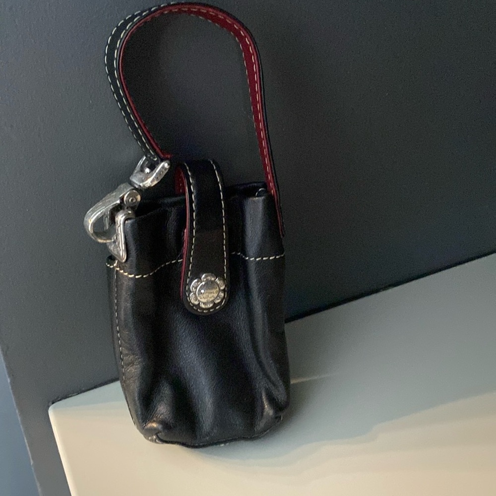 Small leather wristlet for a night out